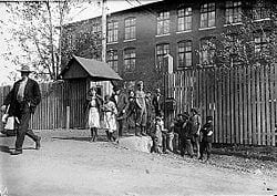 Children at mill